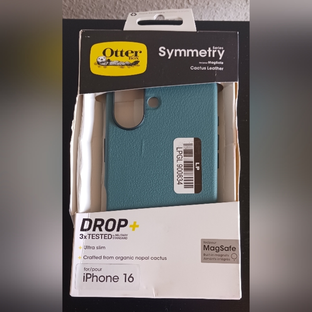OtterBox Symmetry Series Cactus Leather iPhone 16 Case Teal
